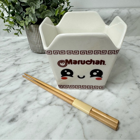 Maruchan Ramen Ceramic Takeout Container w/ Chopsticks - NIB - Picture 6 of 14